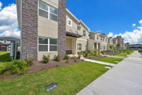 Pvt Pool Townhome at Storey Lake